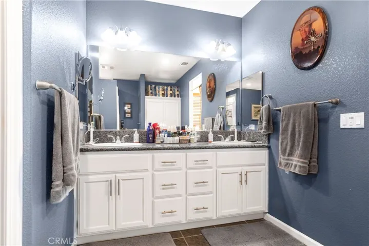 4883 Langley Way, Merced, California 95348