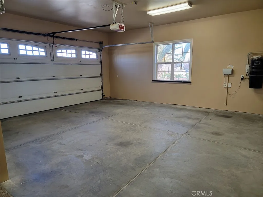 3715 W Avenue M 11, Lancaster, California 93536 home-pic-47