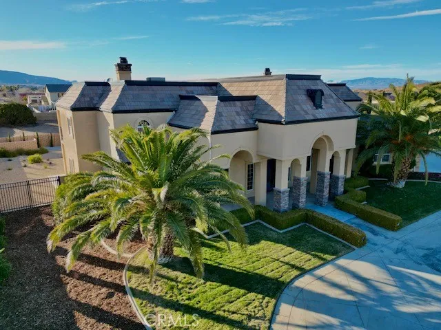 3715 W Avenue M 11, Lancaster, California 93536 home-pic-1
