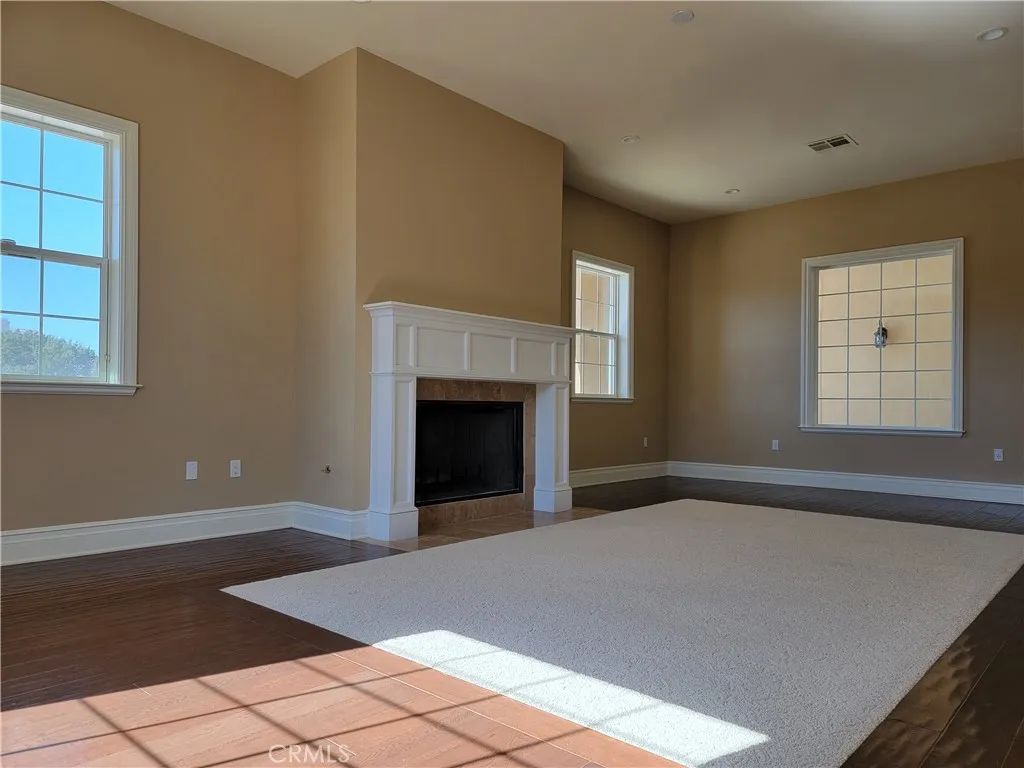 3715 W Avenue M 11, Lancaster, California 93536 home-pic-16