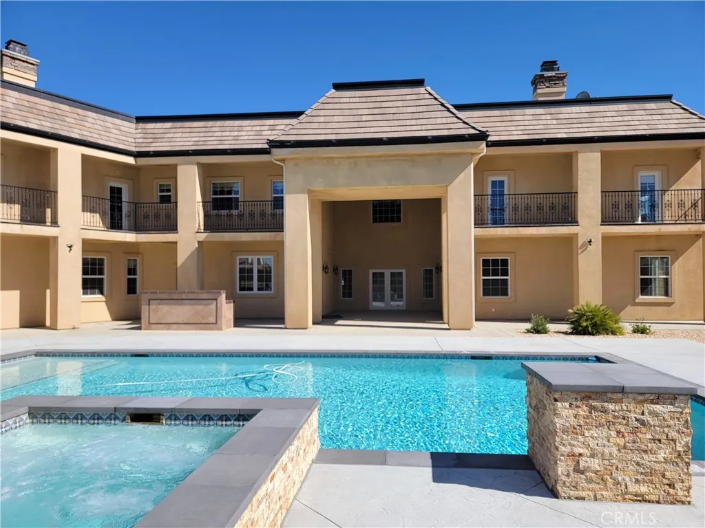 3715 W Avenue M 11, Lancaster, California 93536 home-pic-38