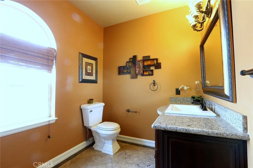 3715 W Avenue M 11, Lancaster, California 93536 home-pic-34