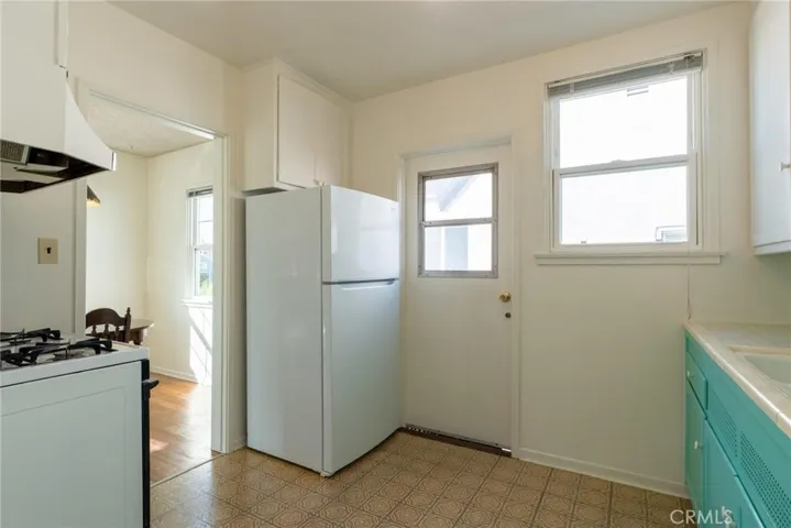 16916 S Harvard Boulevard, Gardena, California 90247