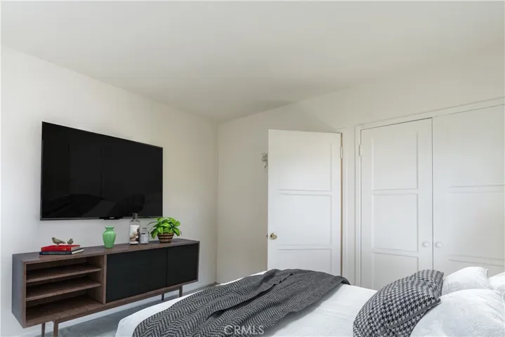 Virtually Staged