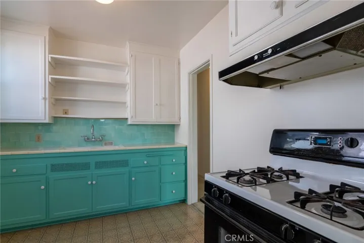 16916 S Harvard Boulevard, Gardena, California 90247