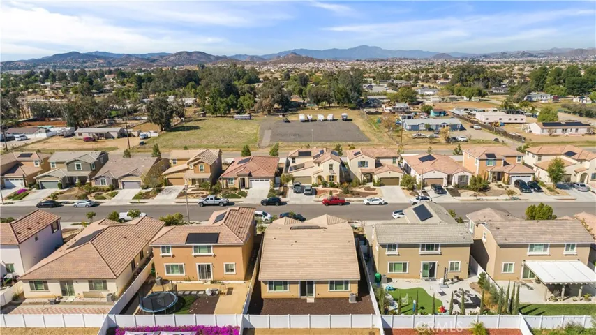 30858 Windy Ridge Way, Menifee, California 92584