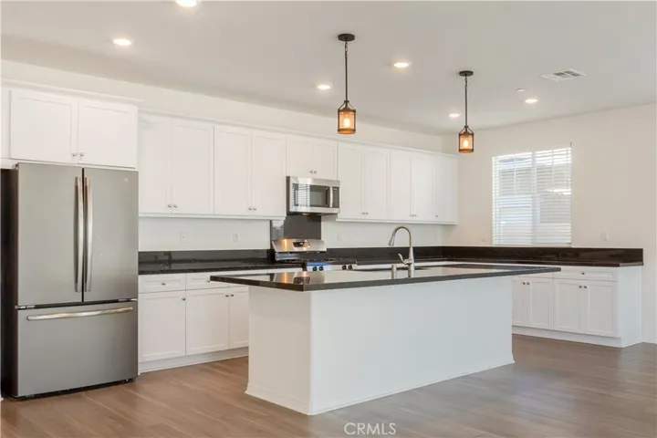 30858 Windy Ridge Way, Menifee, California 92584