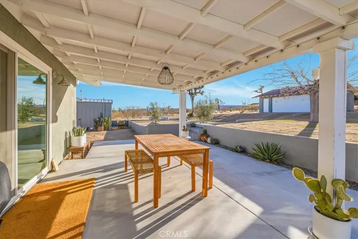 230 Delgada Avenue, Yucca Valley, California 92284