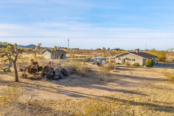 230 Delgada Avenue, Yucca Valley, California 92284