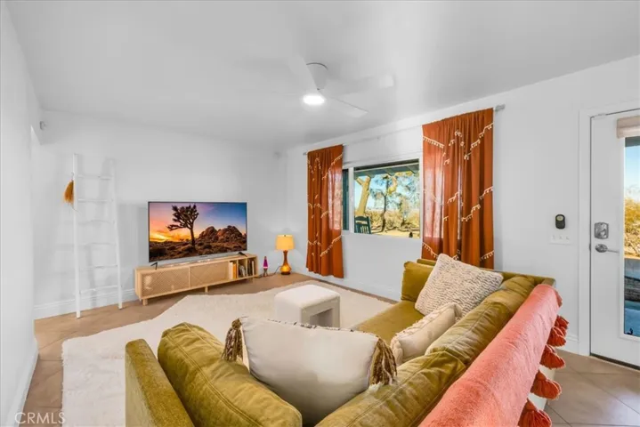 230 Delgada Avenue, Yucca Valley, California 92284