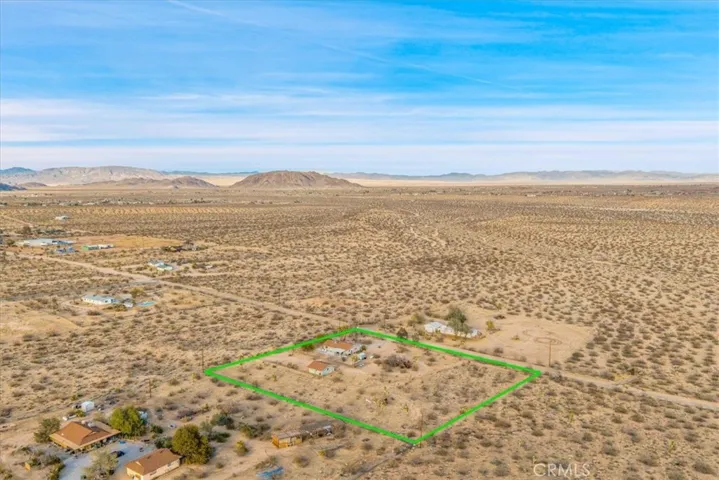 230 Delgada Avenue, Yucca Valley, California 92284
