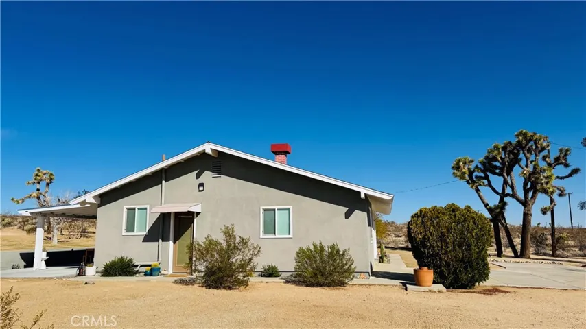 230 Delgada Avenue, Yucca Valley, California 92284