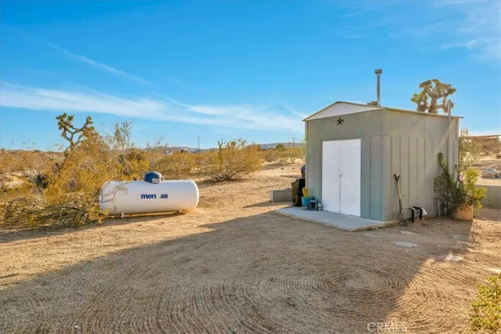 230 Delgada Avenue, Yucca Valley, California 92284