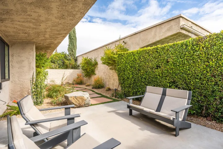 1111 E Ramon Rd #34-23