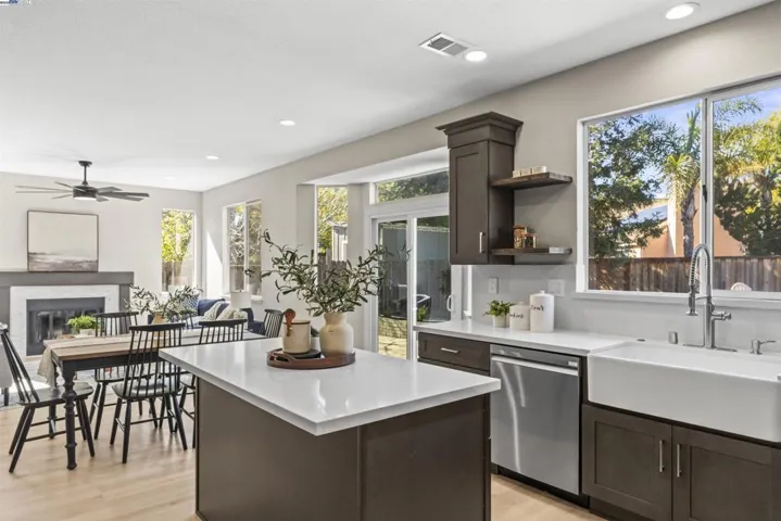 1458 Rutherford Ln, Oakley, California 94561