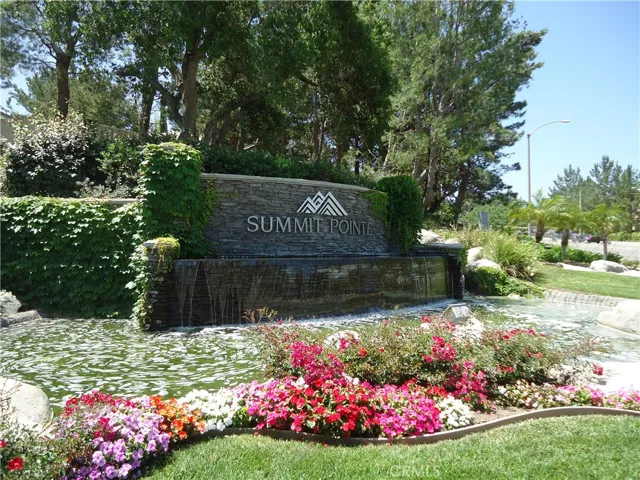 Here's the beautiful entry to the guard gated community of Summit Pointe. Welcome home!