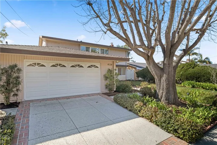 28503 Trailriders Drive, Rancho Palos Verdes, CA 90275 - your new address!