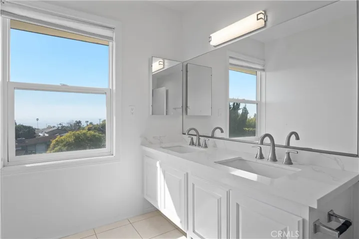 Upstairs Bathroom with ocean view