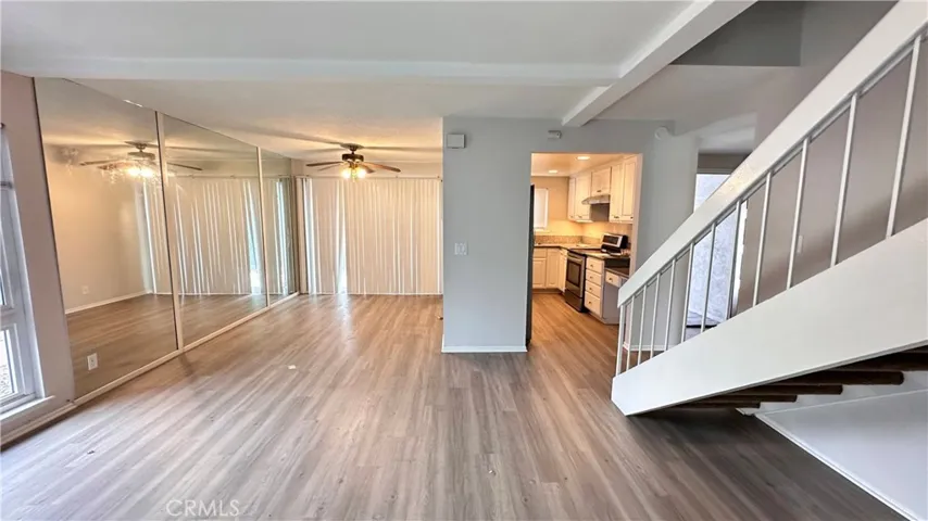 636 Lakeview Lane 1, Costa Mesa, California 92626