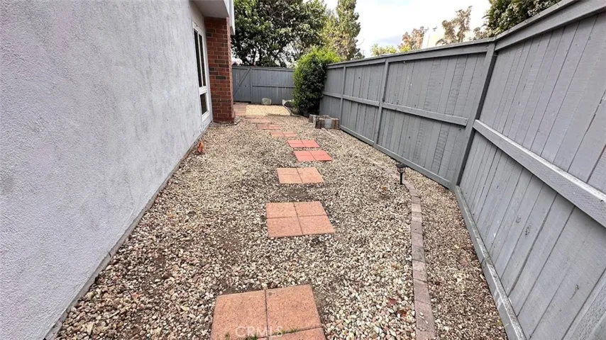 636 Lakeview Lane 1, Costa Mesa, California 92626