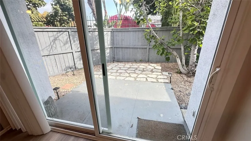 636 Lakeview Lane 1, Costa Mesa, California 92626