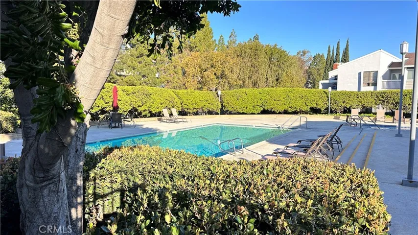 636 Lakeview Lane 1, Costa Mesa, California 92626