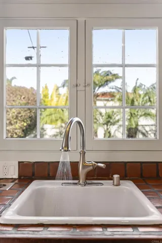 2906 Locust, San Diego, California 92106