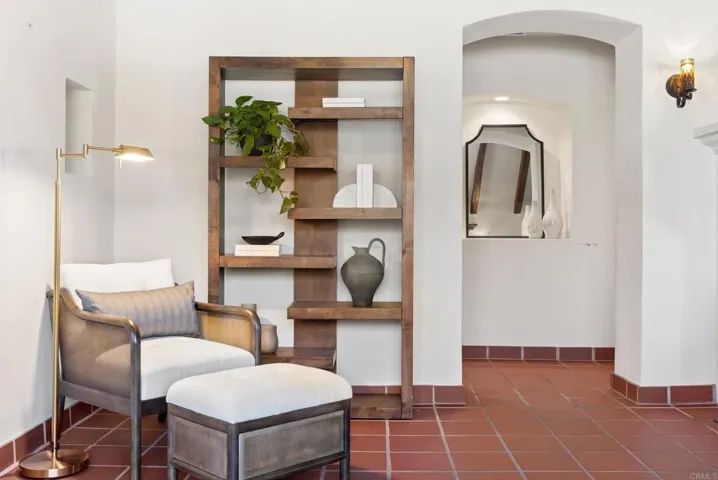 2906 Locust, San Diego, California 92106