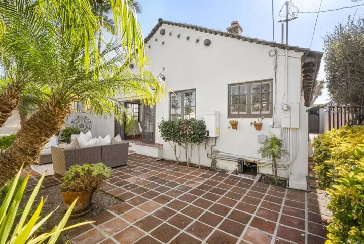 2906 Locust, San Diego, California 92106