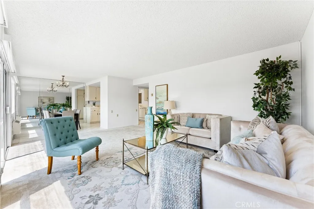 3271 San Amadeo P, Laguna Woods, California 92637 home-pic-4