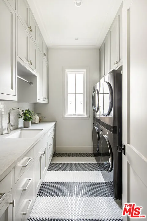 2601 Hutton Drive, Beverly Hills, California 90210 home-pic-35