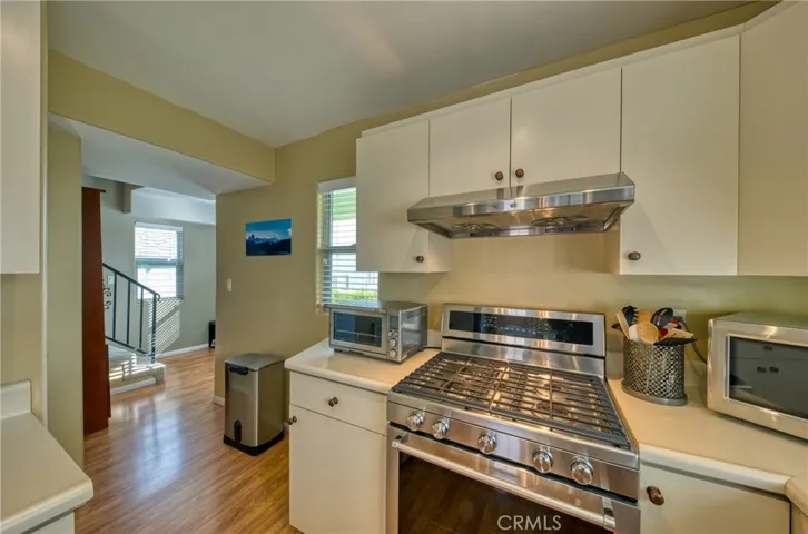 196 E Montecito Avenue, Sierra Madre, California 91024