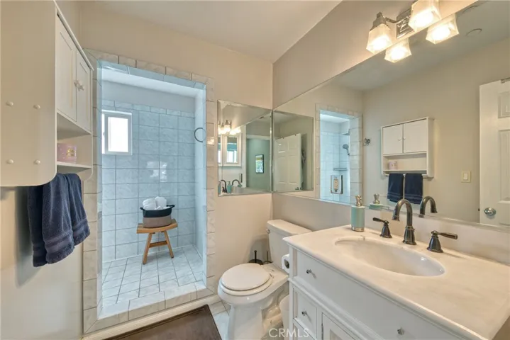 196 E Montecito Avenue, Sierra Madre, California 91024