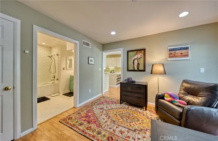 196 E Montecito Avenue, Sierra Madre, California 91024