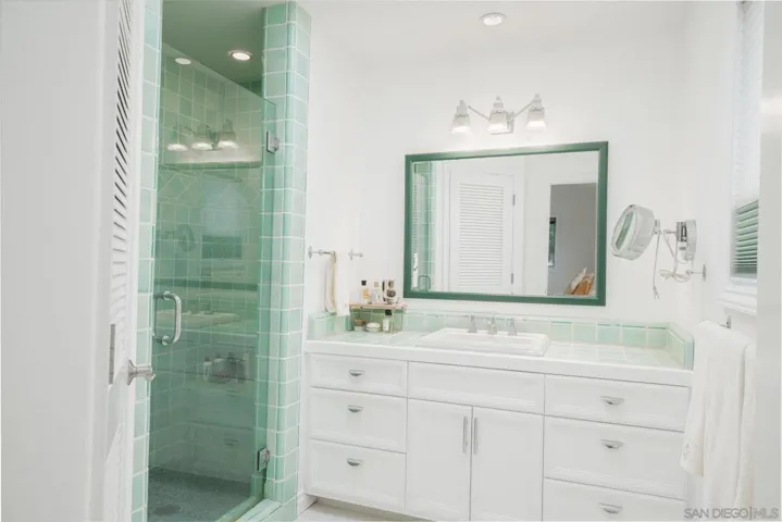 684 Arden Dr, Encinitas, California 92024