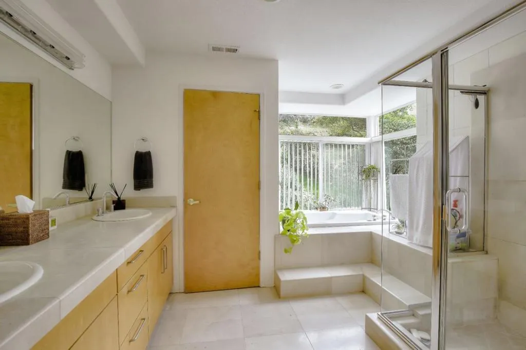 1925 Caterina Way, Royal Oaks, California 95076 home-pic-5