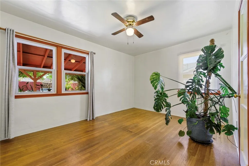 4660 Cover Street, Riverside, California 92506 home-pic-23