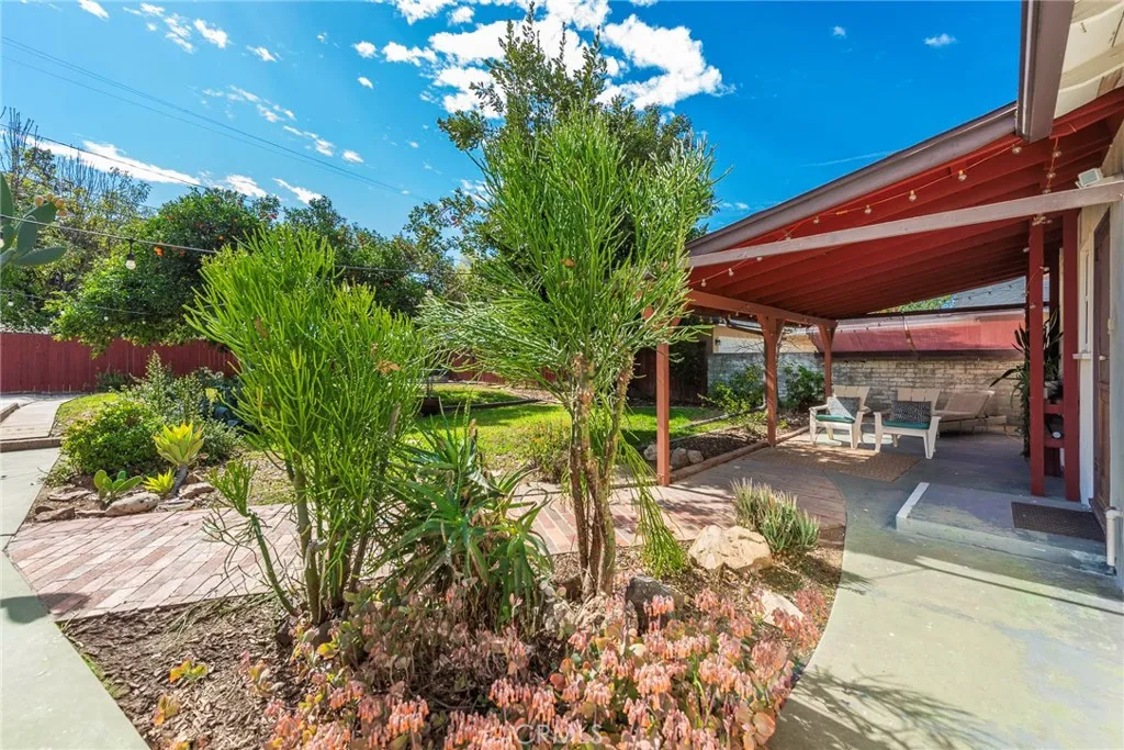 4660 Cover Street, Riverside, California 92506 home-pic-32