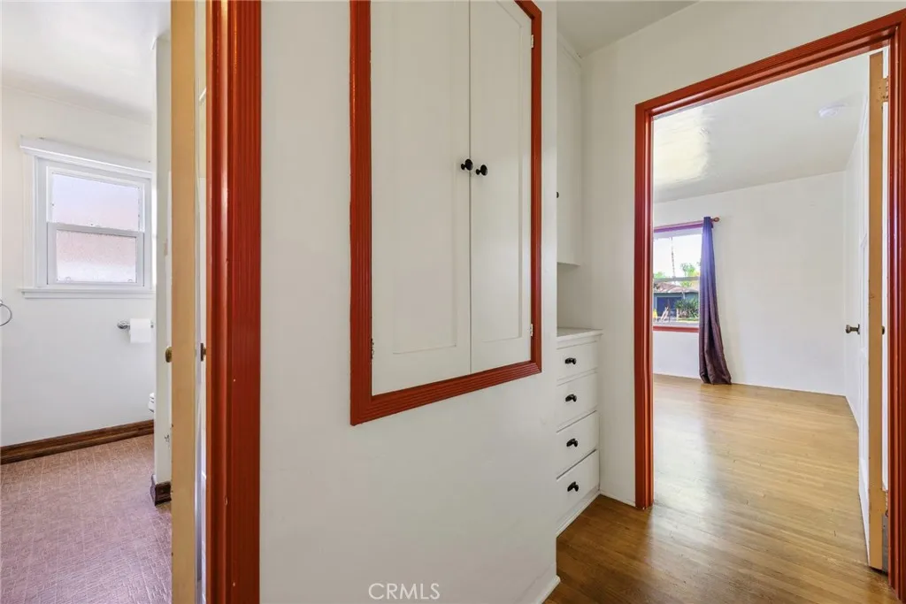 4660 Cover Street, Riverside, California 92506 home-pic-17