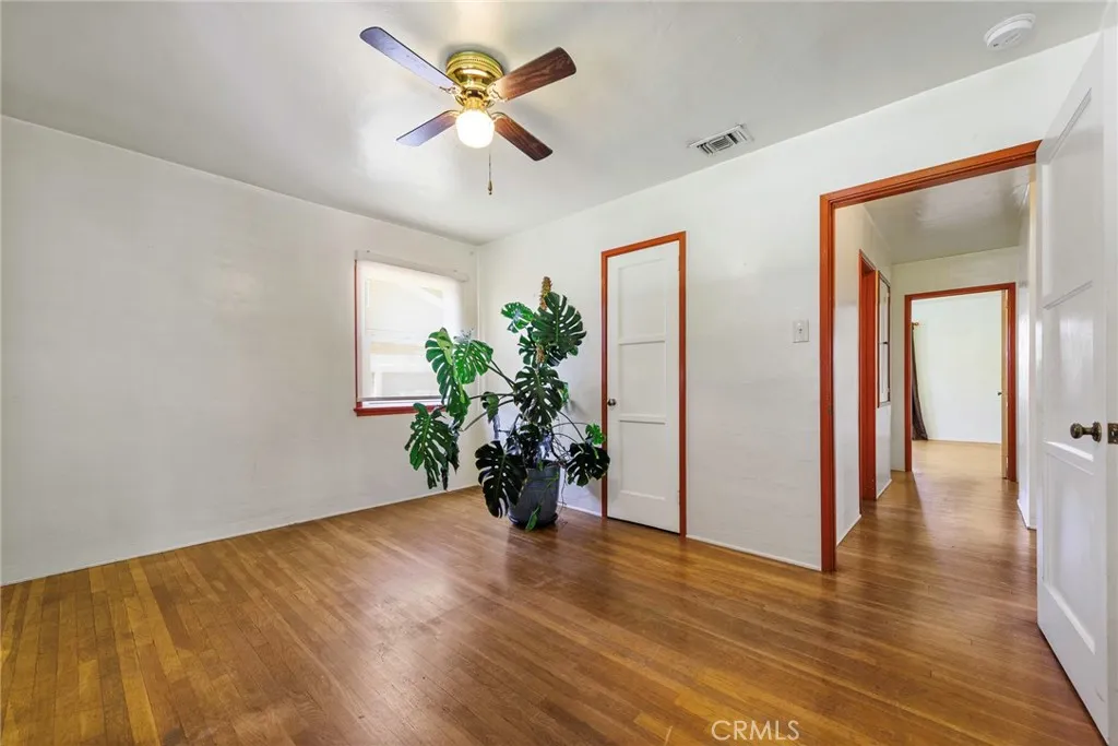 4660 Cover Street, Riverside, California 92506 home-pic-24