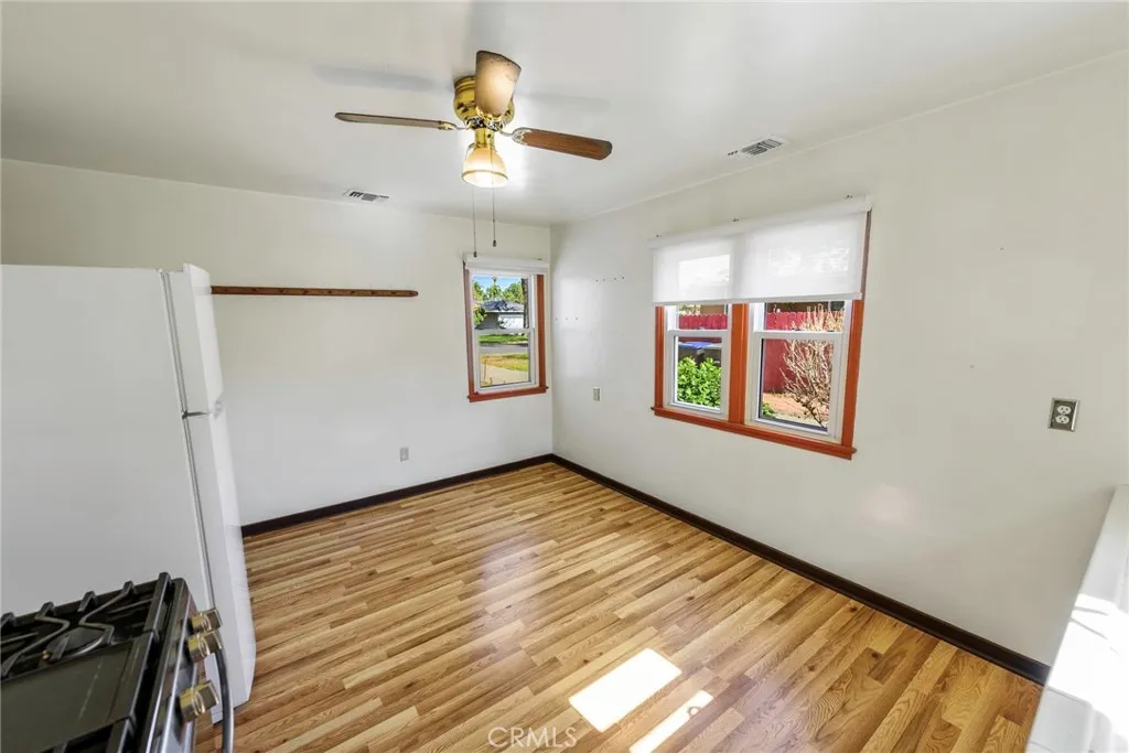 4660 Cover Street, Riverside, California 92506 home-pic-30