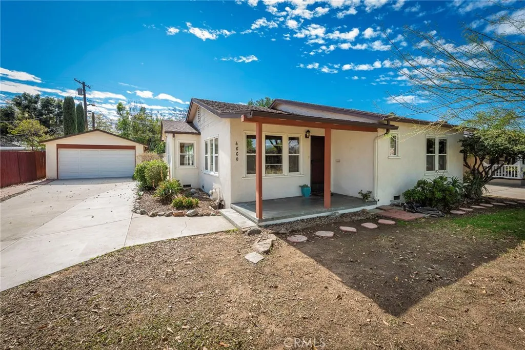 4660 Cover Street, Riverside, California 92506 home-pic-1