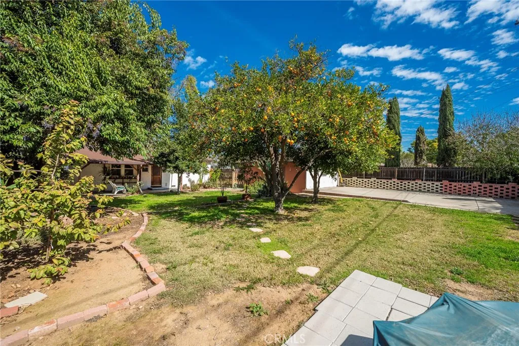 4660 Cover Street, Riverside, California 92506 home-pic-39