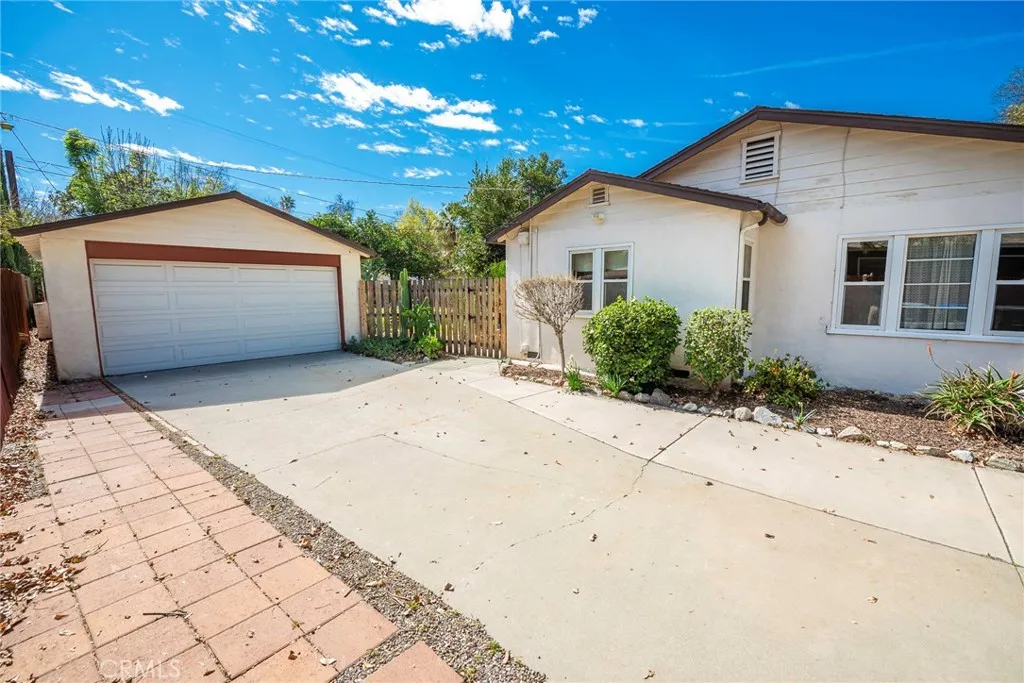 4660 Cover Street, Riverside, California 92506 home-pic-41