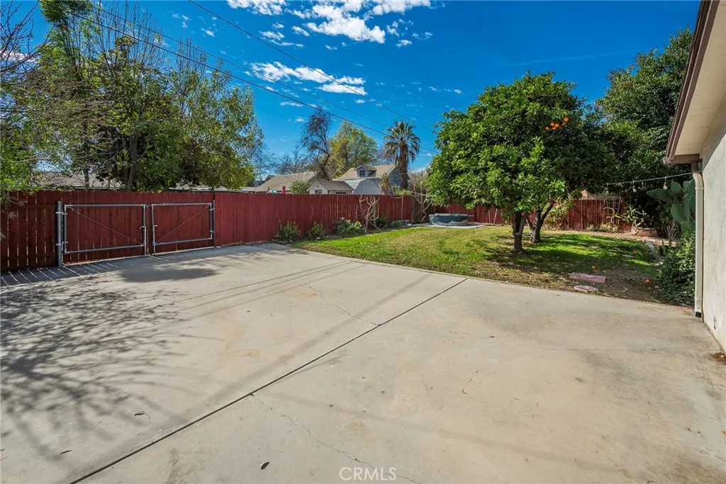 4660 Cover Street, Riverside, California 92506 home-pic-38