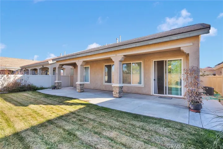 19486 Crystal Springs Lane, Apple Valley, California 92308