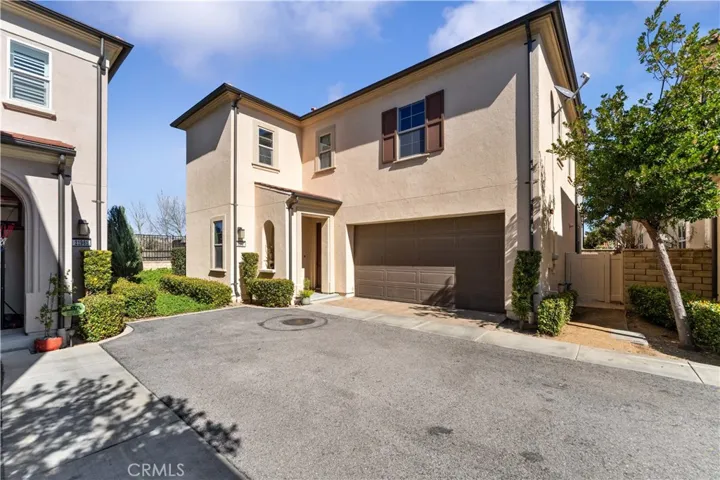 21957 Propello Dr, Saugus, California 91350