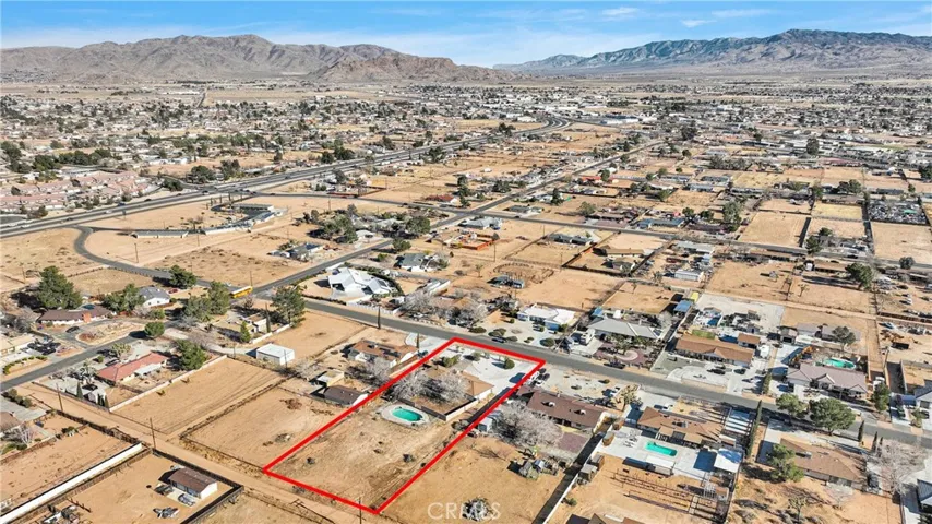 14018 Jicarilla Road, Apple Valley, California 92307