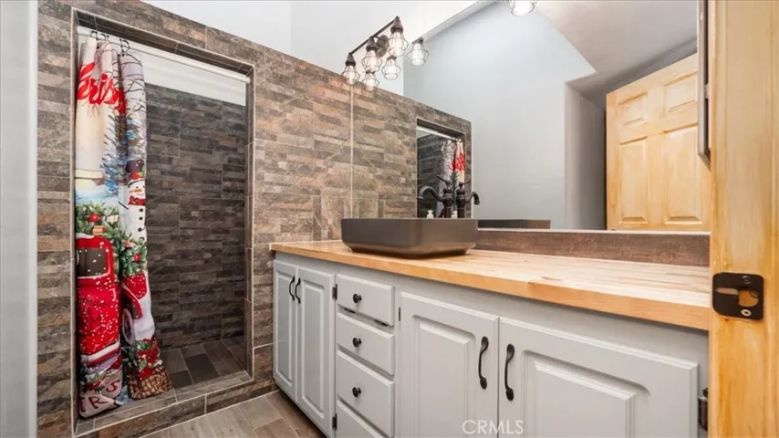 24300 N Canyon Drive, Menifee, California 92587