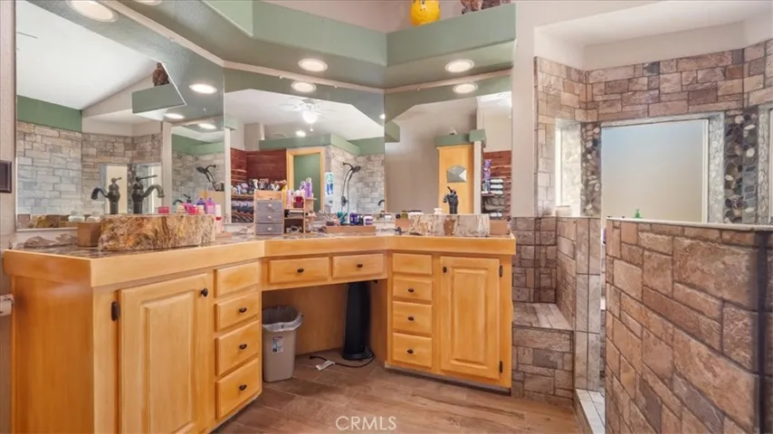 24300 N Canyon Drive, Menifee, California 92587